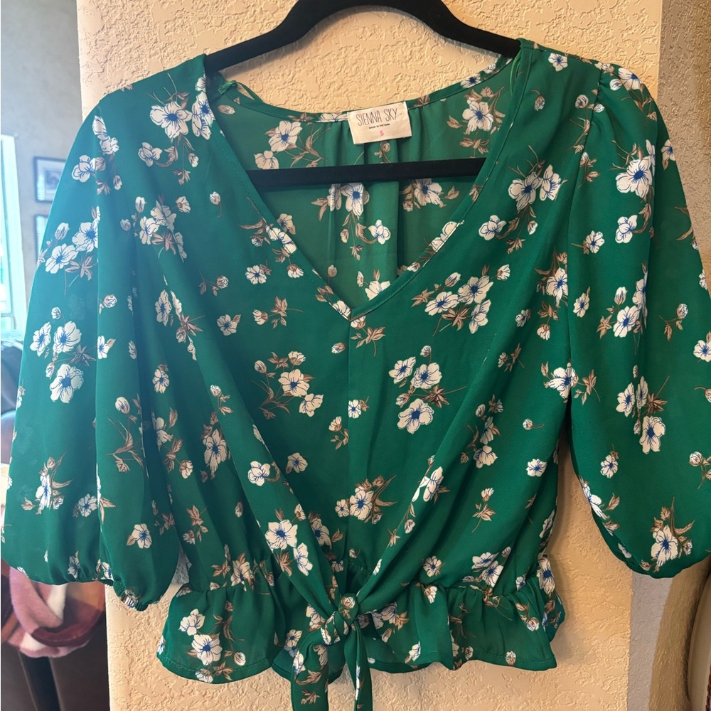 Green Floral Women's Top